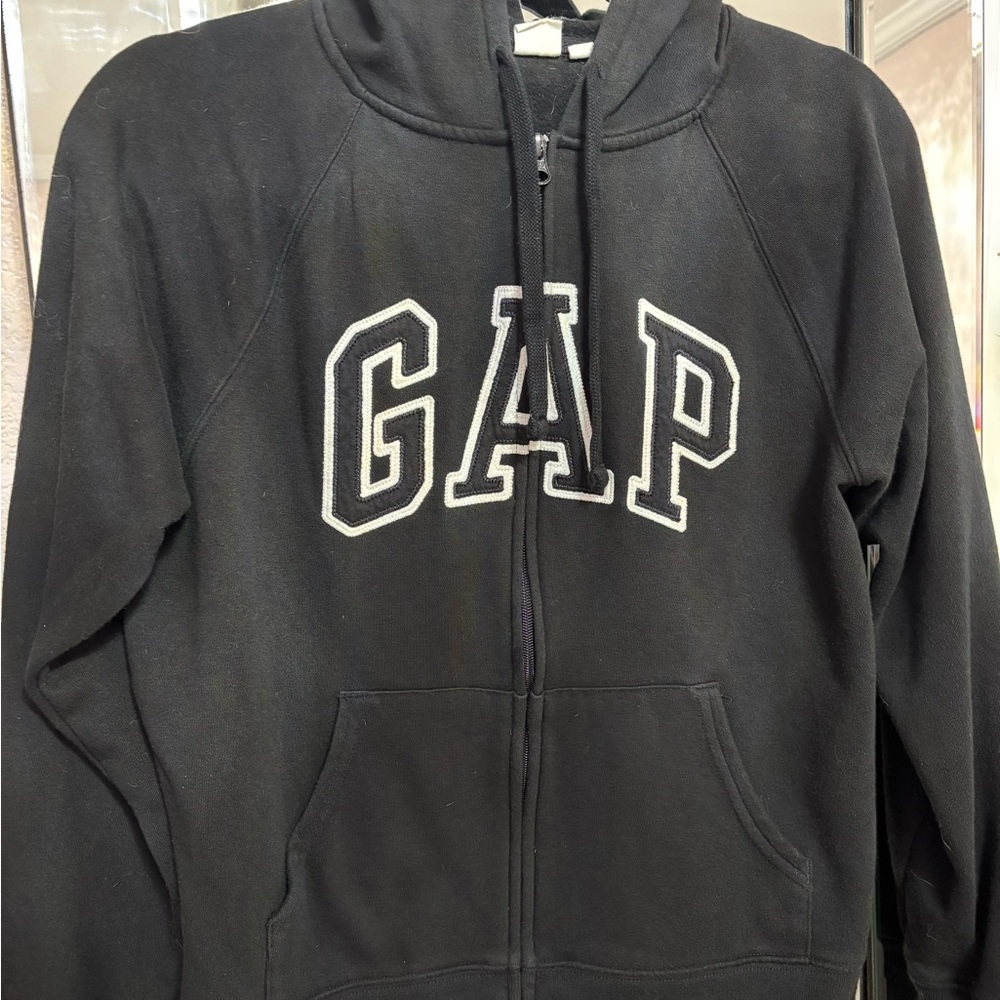GAP Classic Black Zip-Up Hoodie